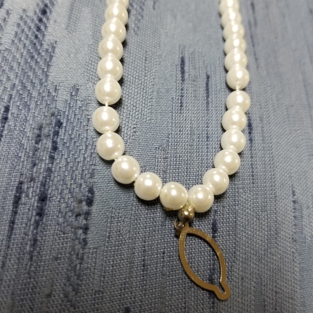 Necklace - Picture 2 of 3